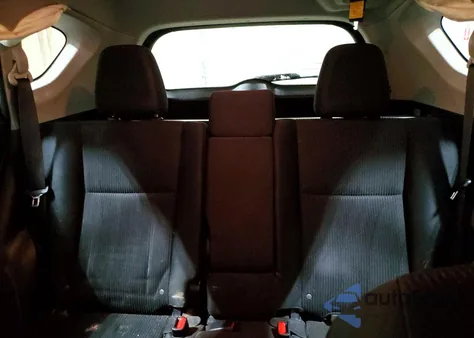 2016 Toyota Rav4 Le z USA, uszkodzony, nr VIN JTMBFREV0GD195987